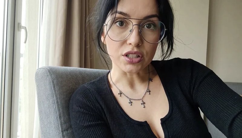H3 Max image to video result: a portrait speaking with synced dialogue